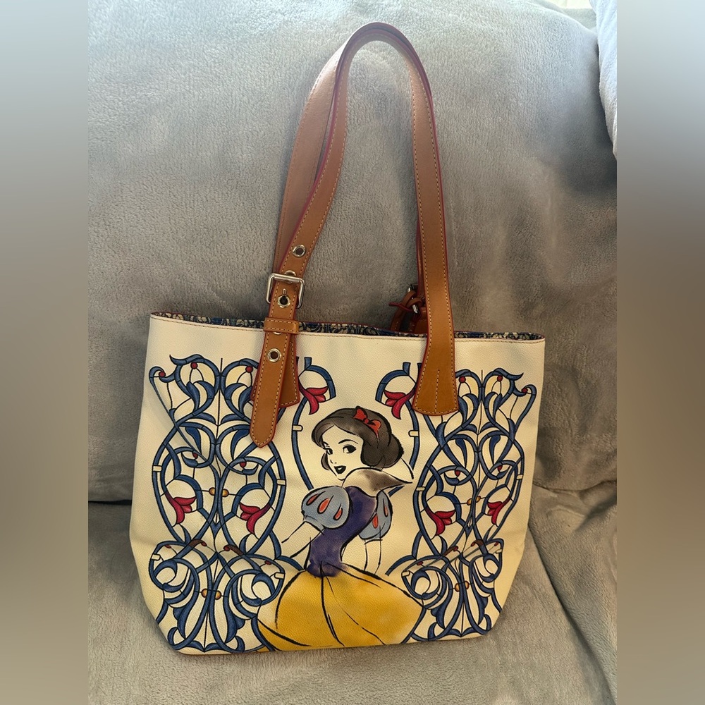 2017 used Snow White Emily Tote by Dooney & Bourke